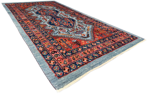 2'8"x5'3" Qashqai Hand Knotted