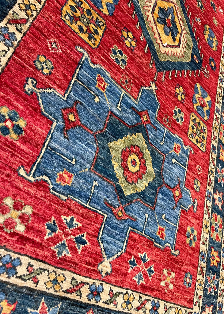 2'8"x6'4" Karaja Hand Knotted