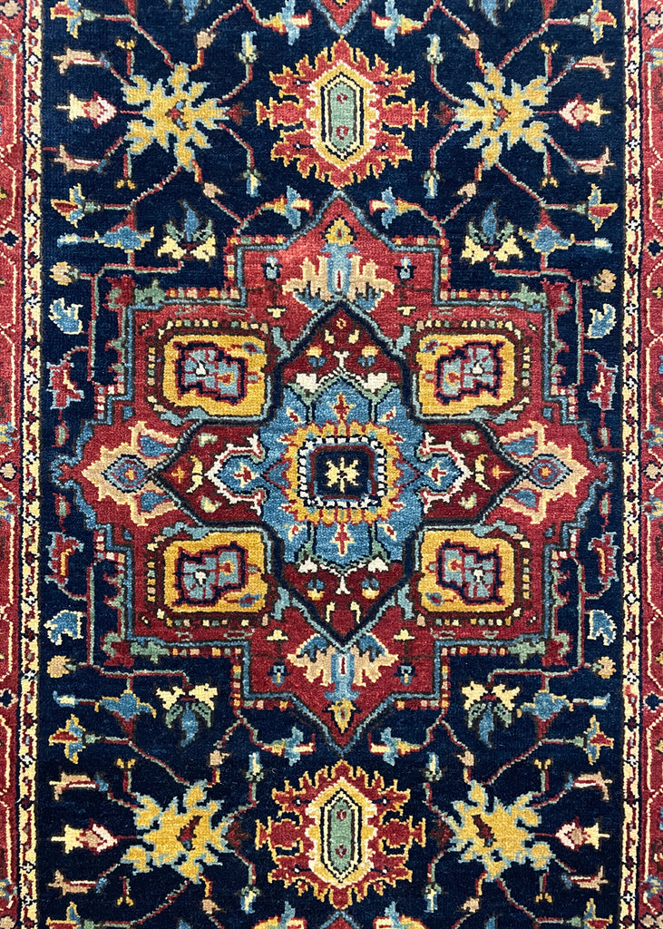 2'8"x8'2" Heriz Hand Knotted