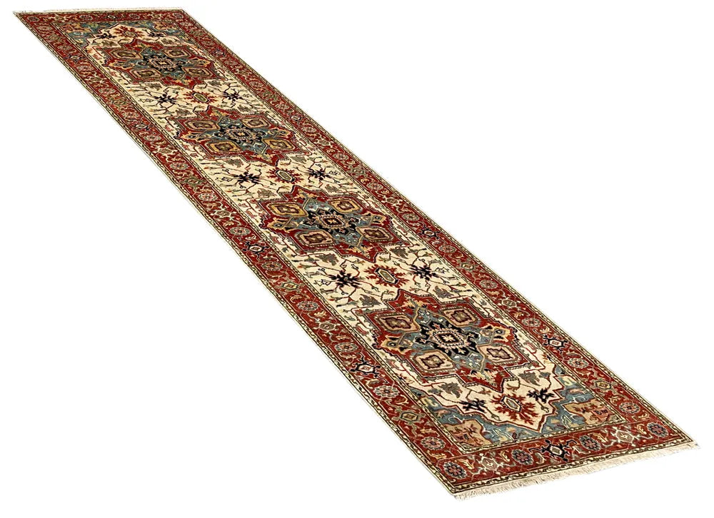 2'8"x9'11" Heriz Hand Knotted