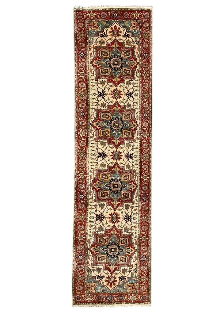 2'8"x9'11" Heriz Hand Knotted