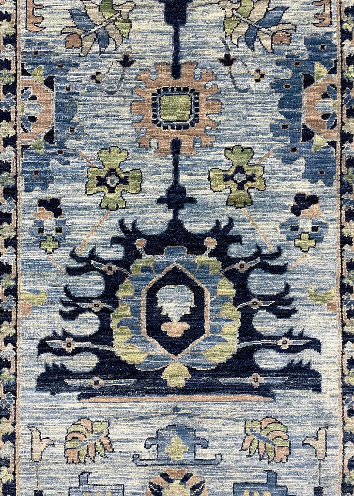 2'9"x13'9" Mahal Hand Knotted