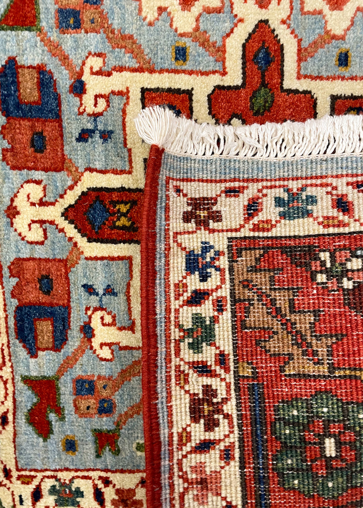 2'9"x2'5" Heriz Hand Knotted