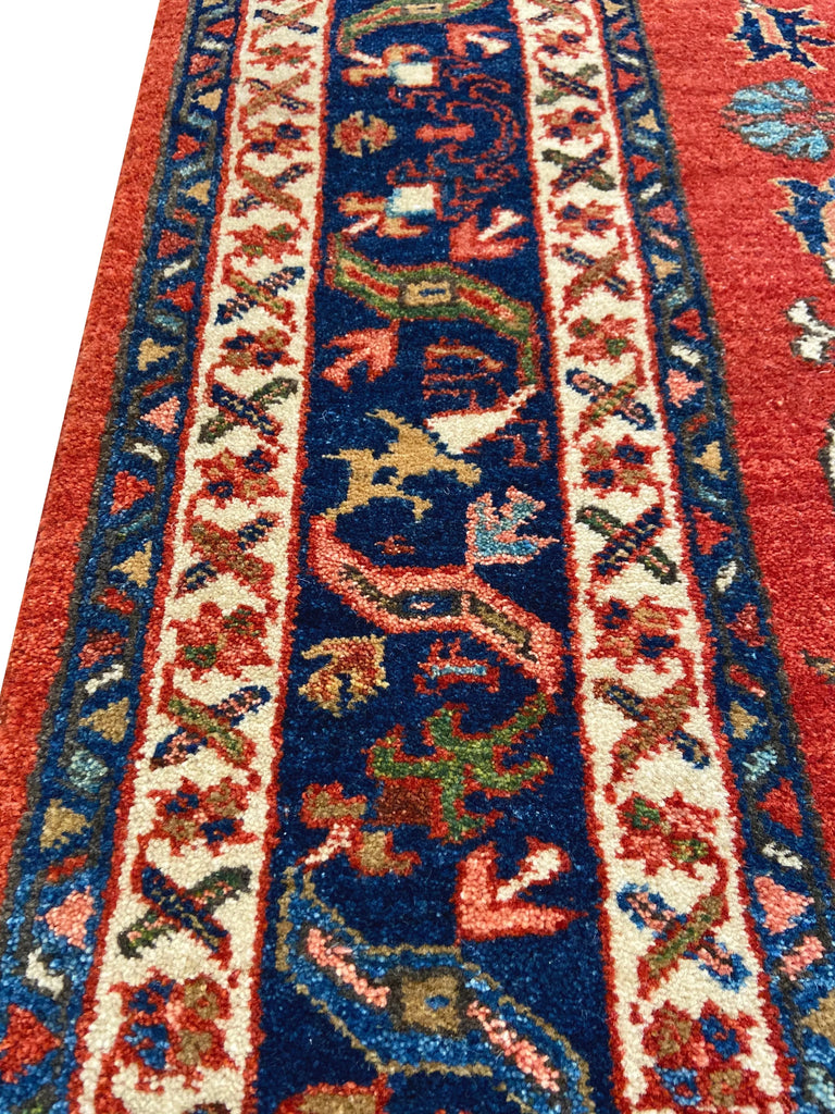 2'9"x4'10" Heriz Hand Knotted