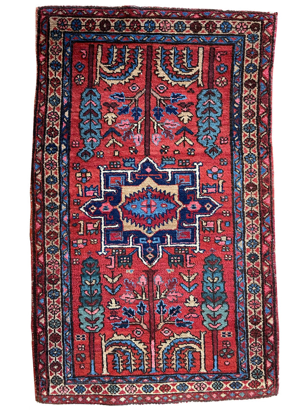 2'9"x4'5" Bakshiesh Hand Knotted