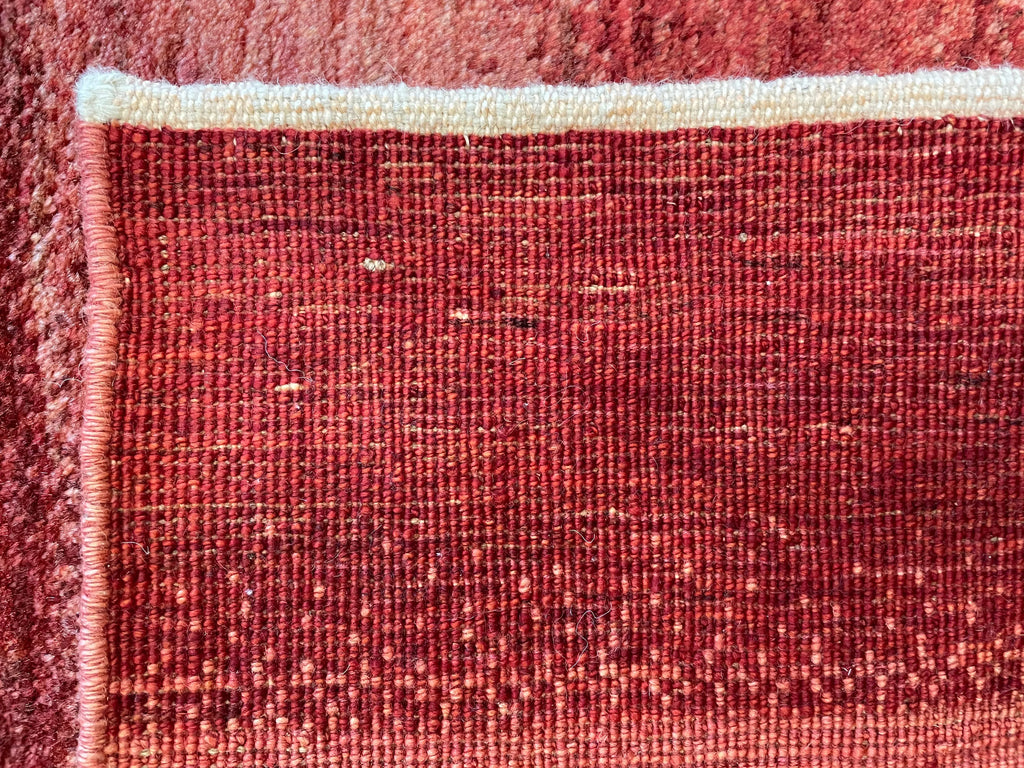 2'9"x4'7" Kashkuli Gabbeh Hand Knotted