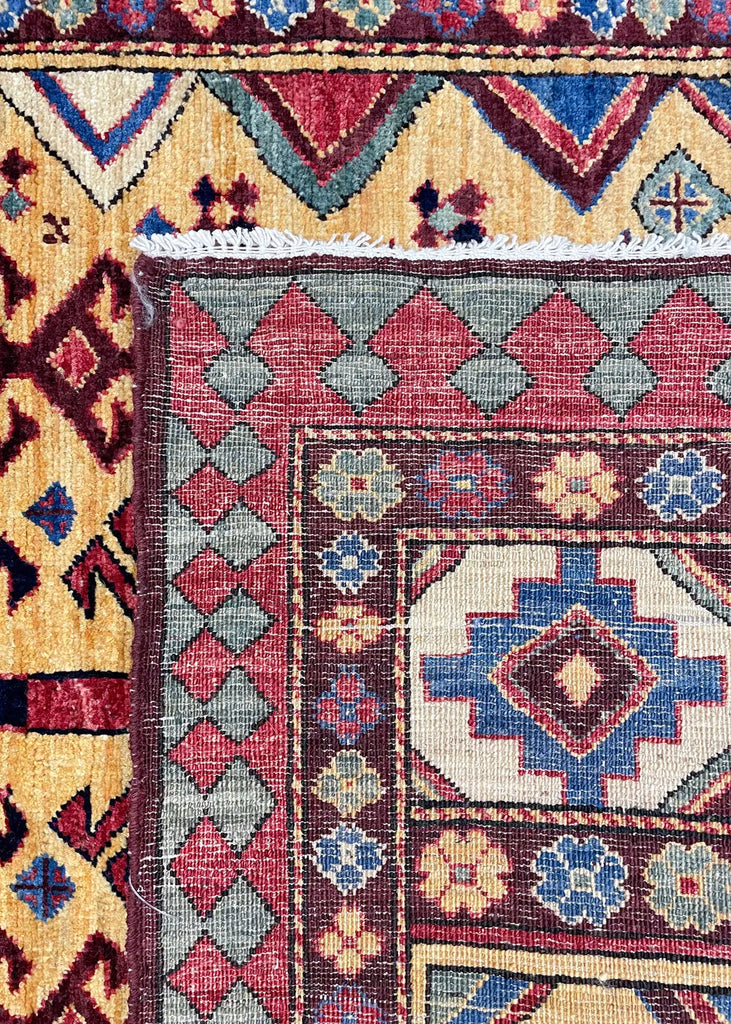 2'9"x7'10" Konya Hand Knotted