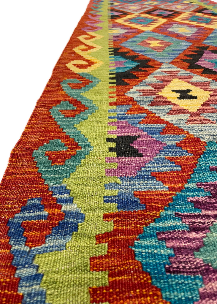 2'9"x8' Kilim Hand Woven