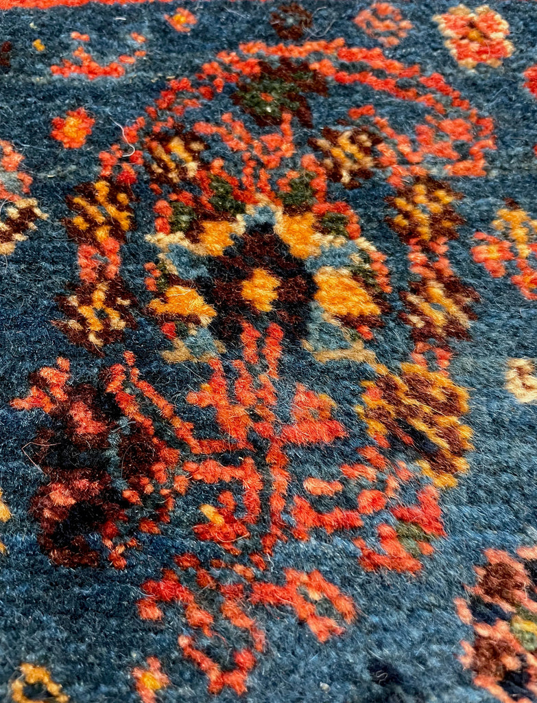 2'9"x8' Qashqai Hand Knotted