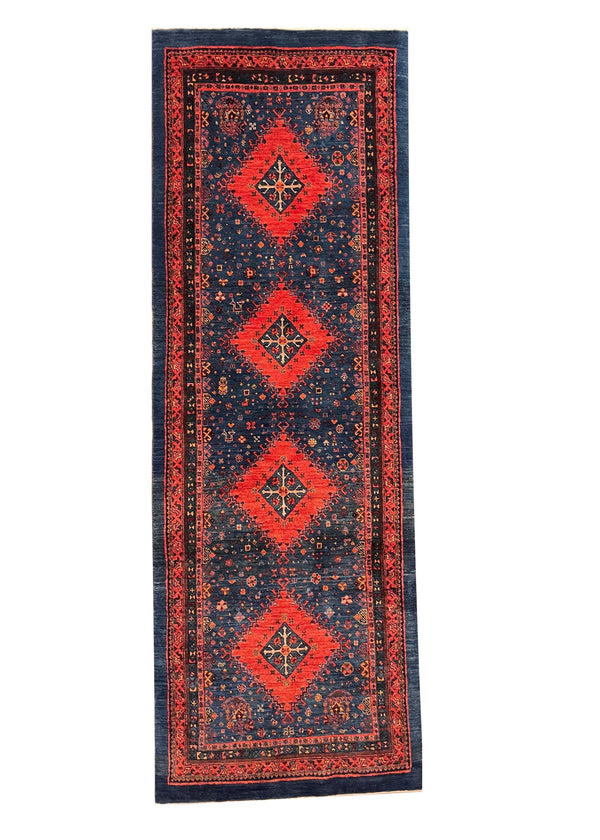 2'9"x8' Qashqai (s) Hand Knotted