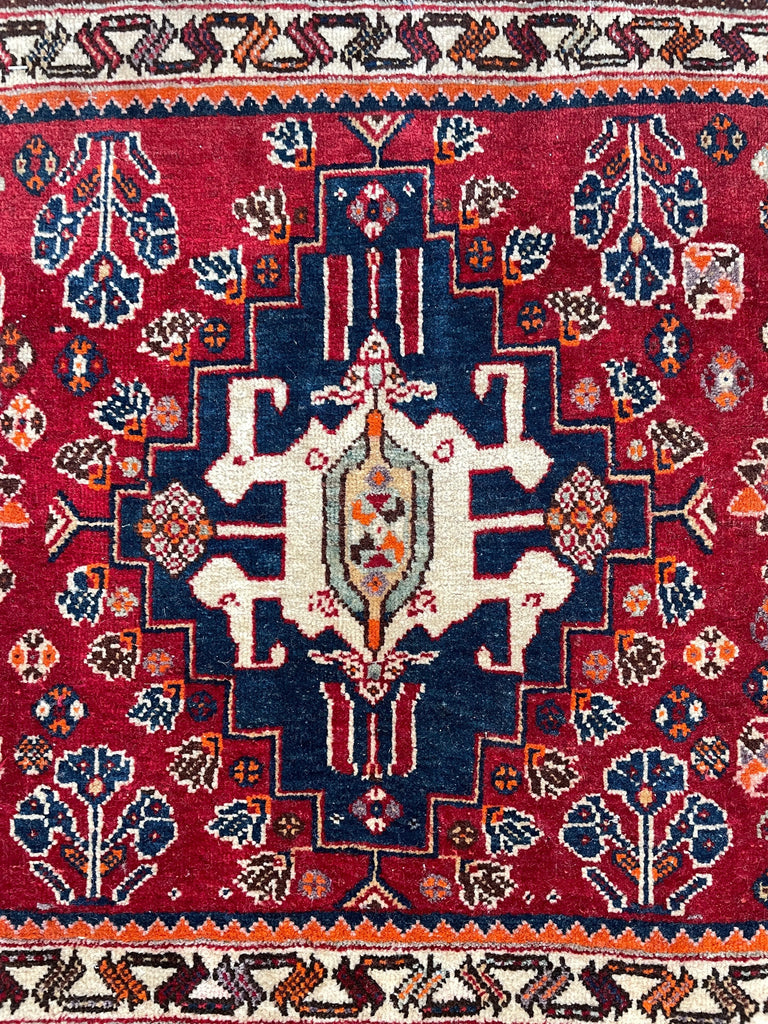 2'x1'11" Kashkuli Hand Knotted