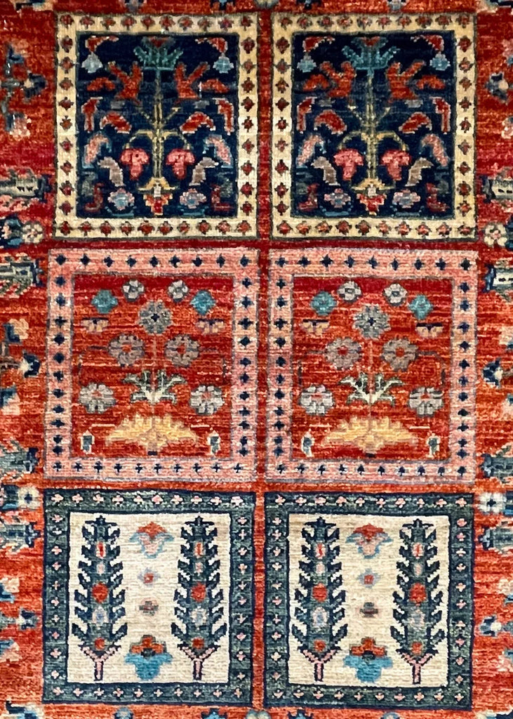 2'x2'10" Bakhtiari Hand Knotted