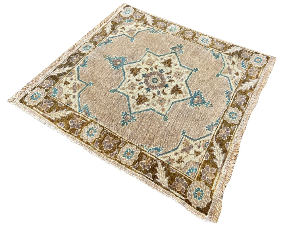 2x2'1" Tabriz Hand Knotted