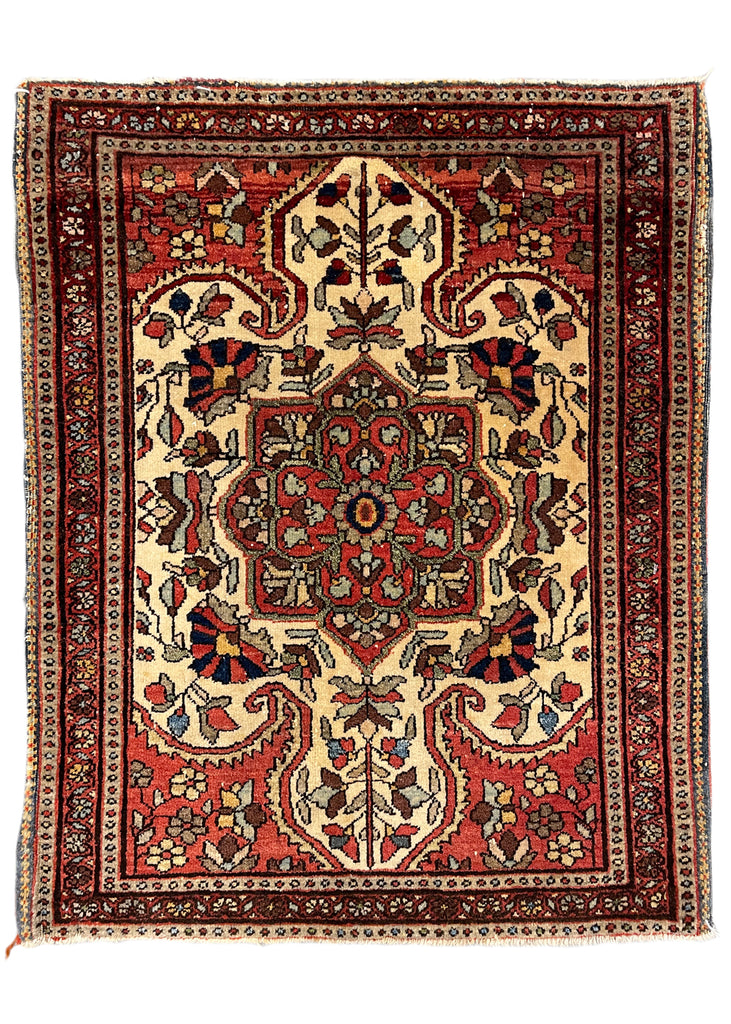 2'x2'5" Fine Sarouk Hand Knotted