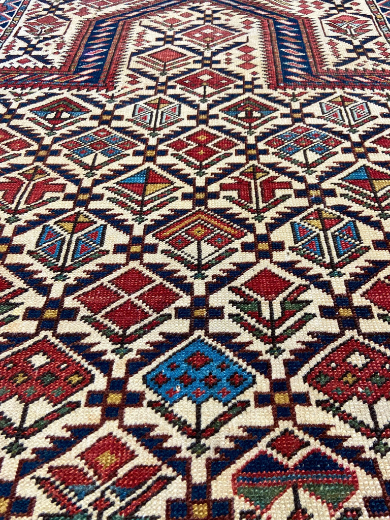 3'10"x5'1" Shirvan Hand Knotted