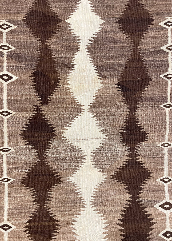 3'10"x5'5" Navajo Crystal Hand Knotted