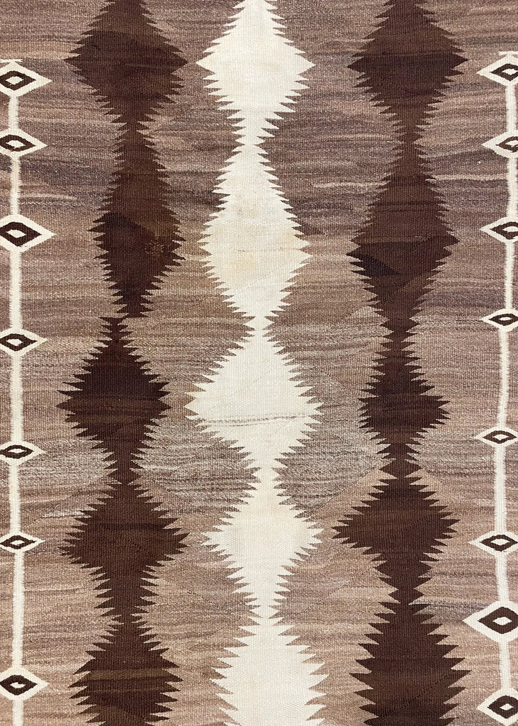 3'10"x5'5" Navajo Crystal Hand Knotted