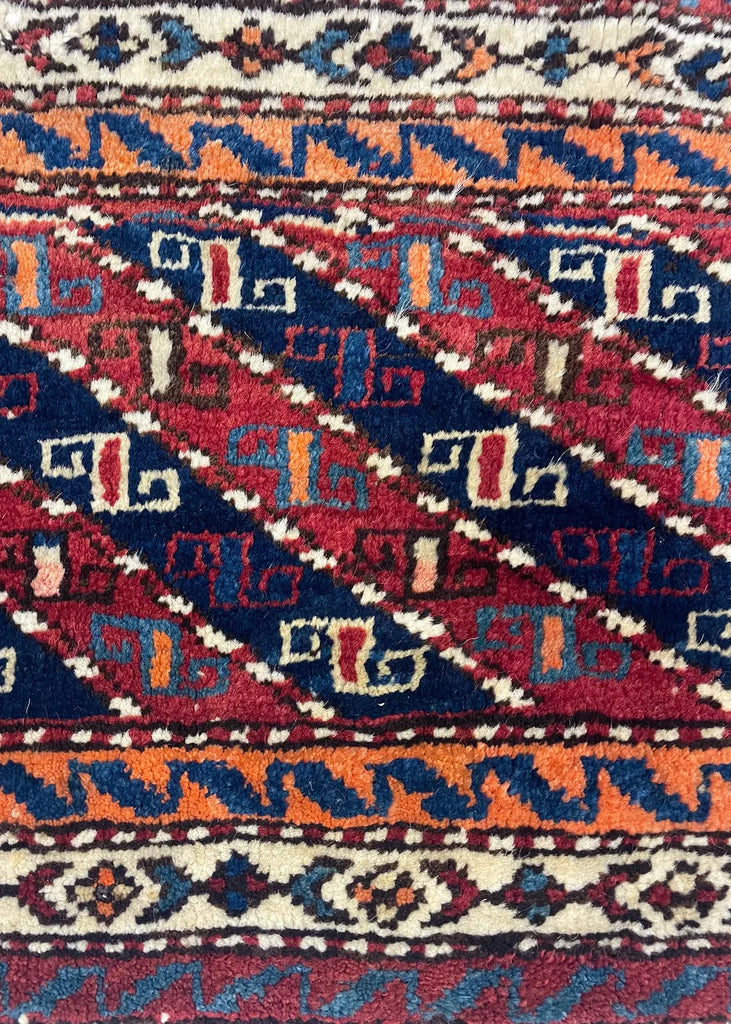 3'11"x1'6" Transcaucas Mafrash Hand Knotted