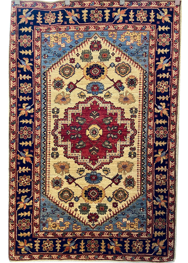 3'11"x5'11" Aspen Hand Knotted