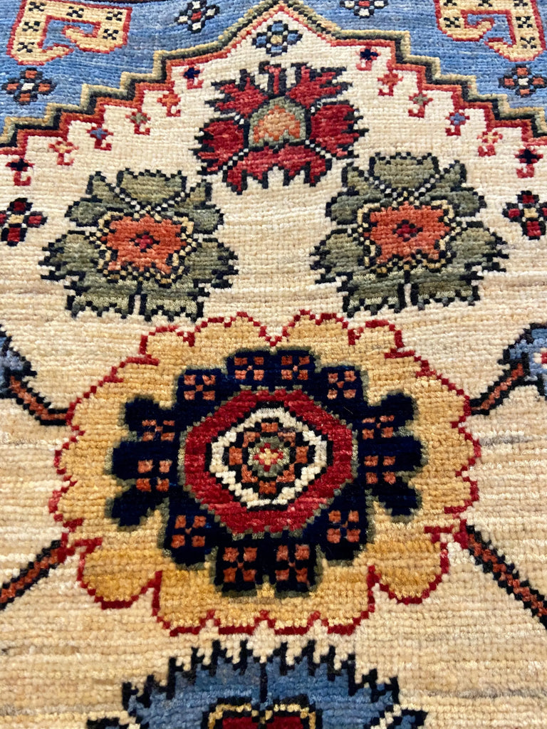 3'11"x5'11" Aspen Hand Knotted