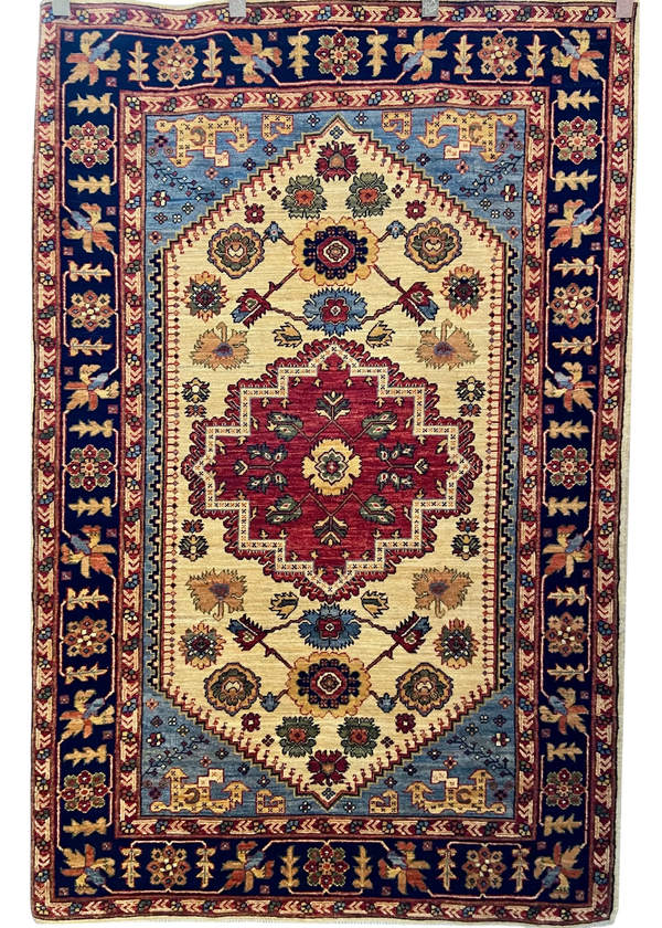 3'11"x5'11" Aspen Hand Knotted