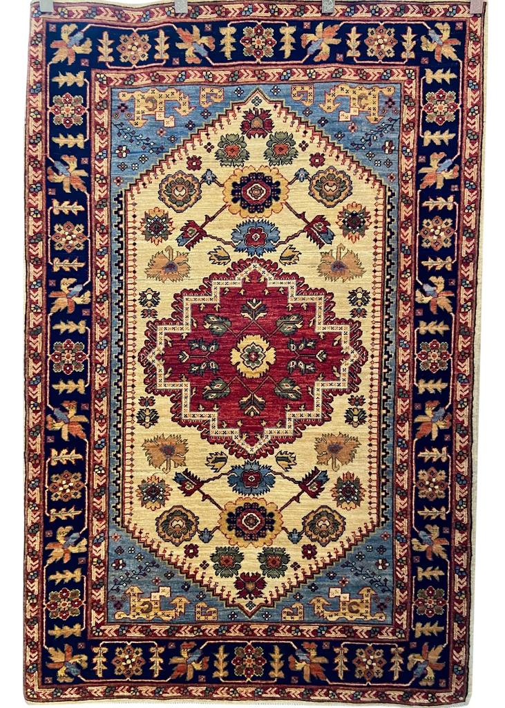 3'11"x5'11" Aspen Hand Knotted
