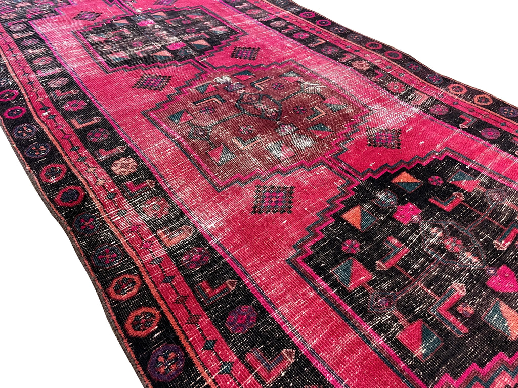 3'11"x9'10" Kurdish Mosul Hand Knotted