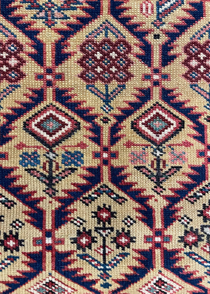 3'1"x4'3" Kuba Hand Knotted
