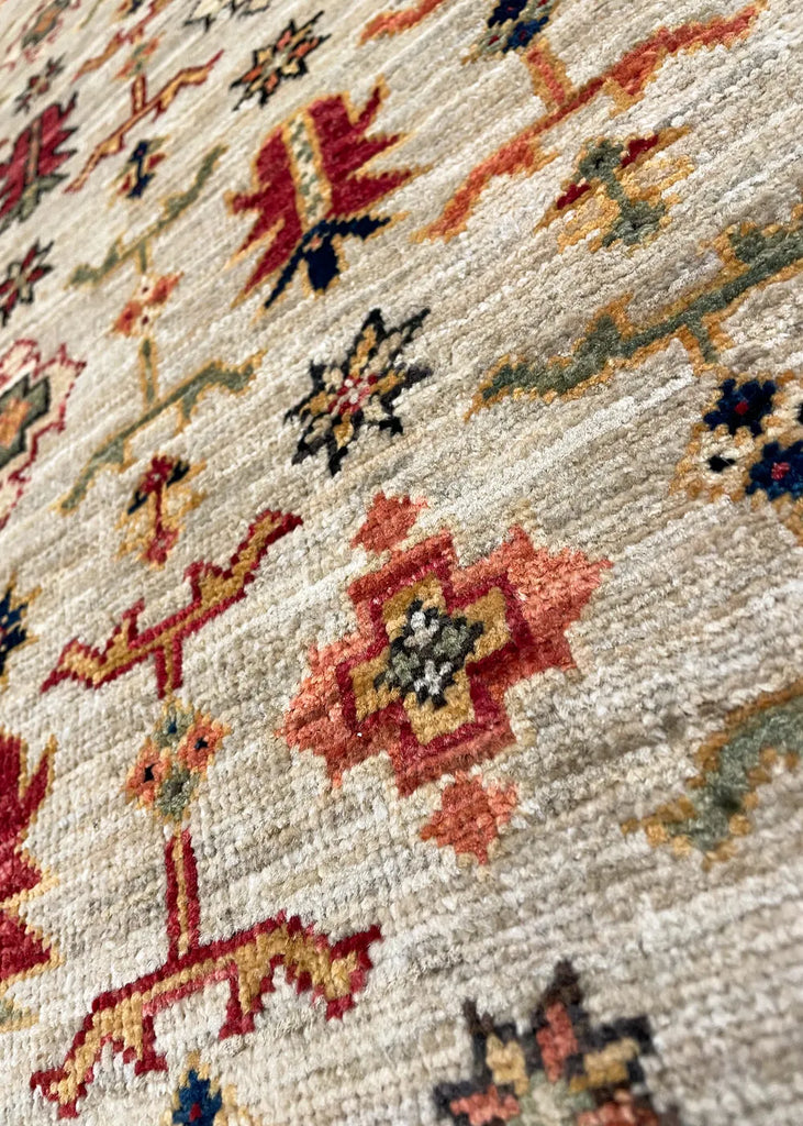 3'1"x5'2" Aspen Collection Kuba Hand Knotted