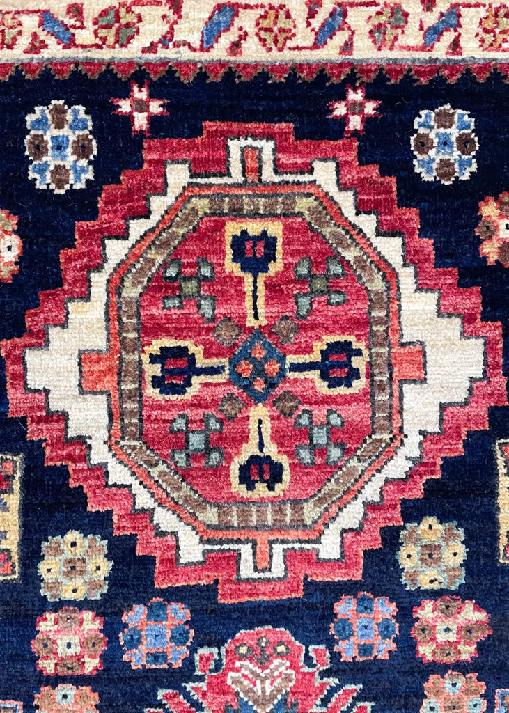 3'1"x5'3" Karadagh Hand Knotted