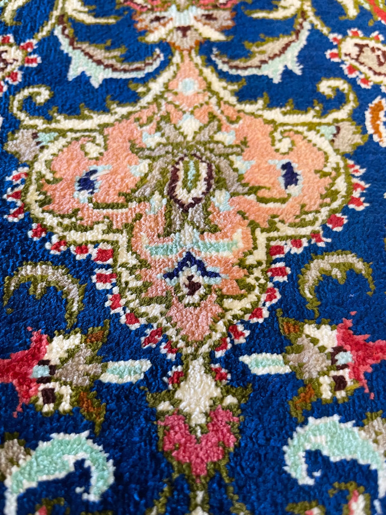 3'2"x4'10" Qum Hand Knotted