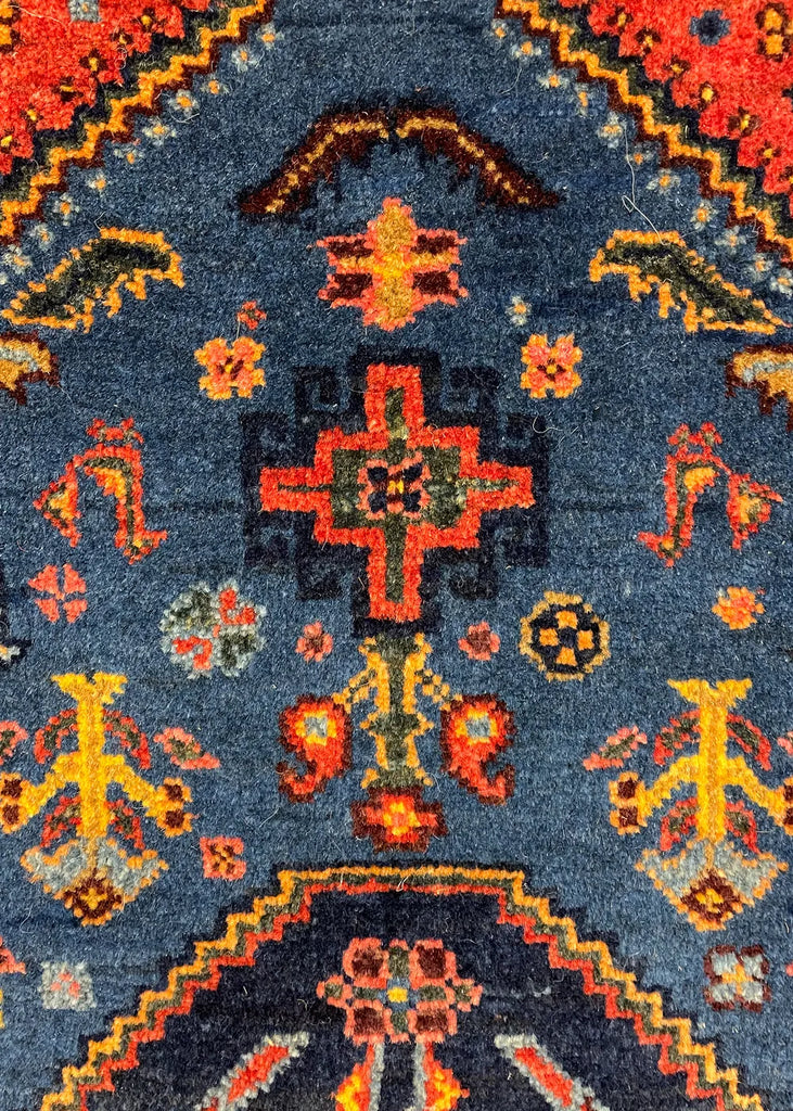 3'2"x6'4" Qashqai Hand Knotted