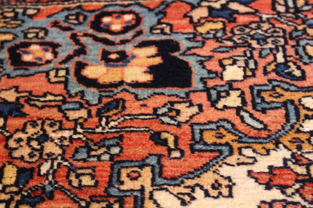 3'3"x5'1" Farahan Sarouk Hand Knotted