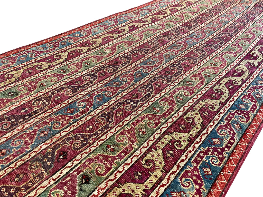 3'4"x14' Kirsehir Hand Knotted
