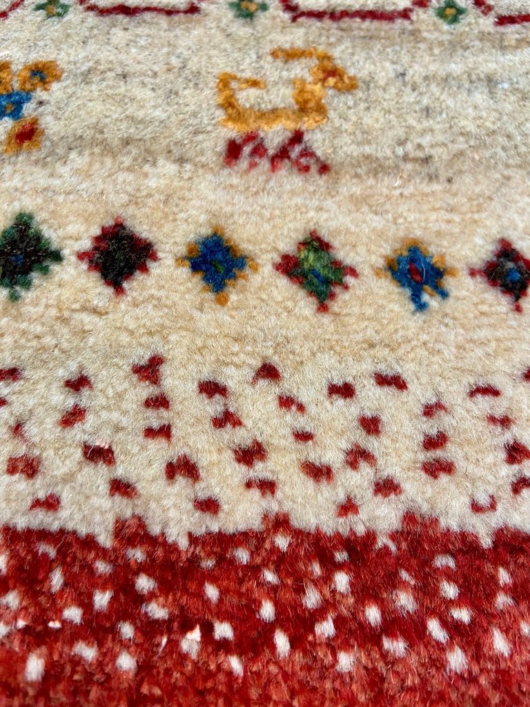 3'4"x4'6" Lori Gabbeh Hand Knotted