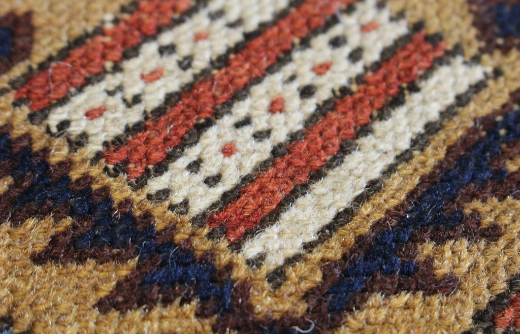 3'4"x5'5" Daghestan Hand Knotted