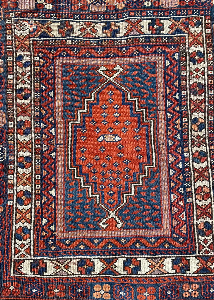 3'5"x4'6" Balikesir Yagcebedir Hand Knotted