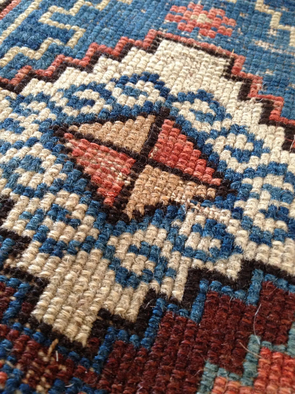 3'5"x4'7" Lesghi Hand Knotted
