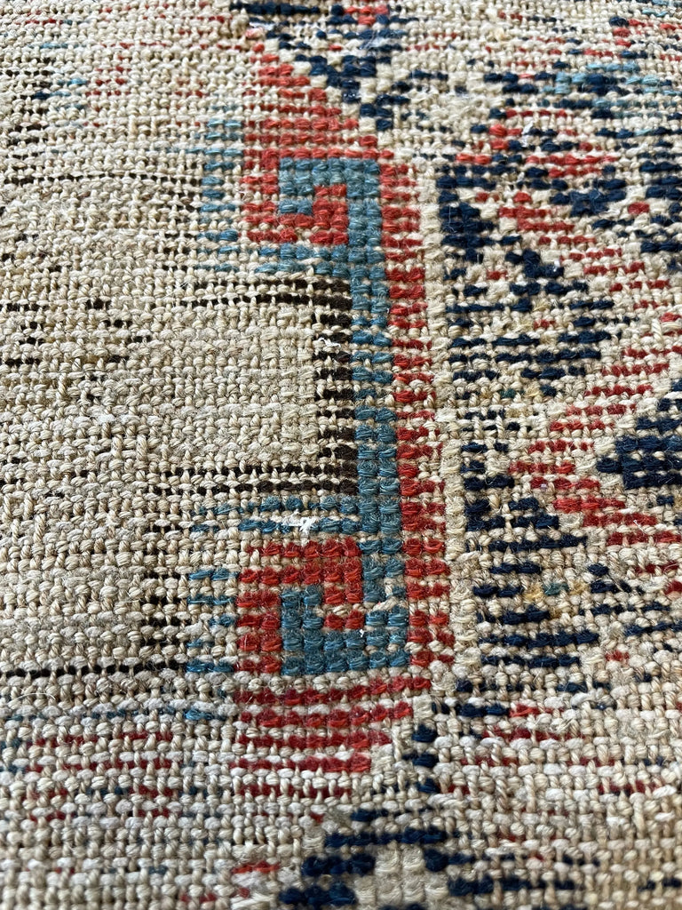 3'5"x4'7" Shirvan Hand Knotted