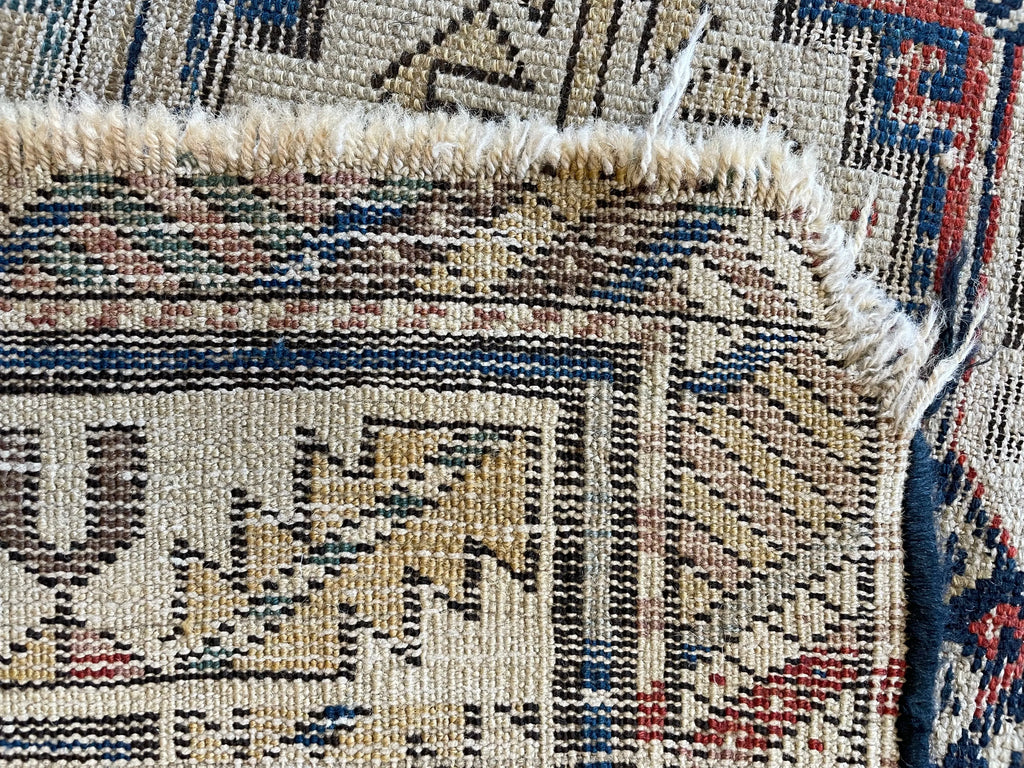 3'5"x4'7" Shirvan Hand Knotted