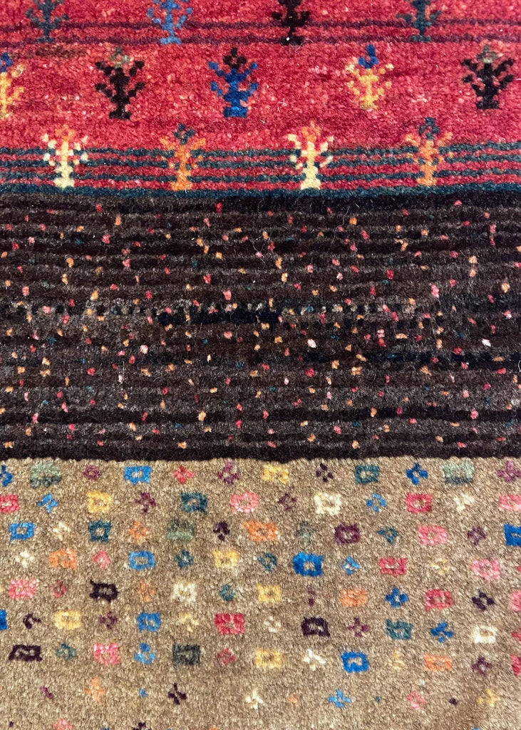 3'5"x5'2" Kashkuli Hand Knotted