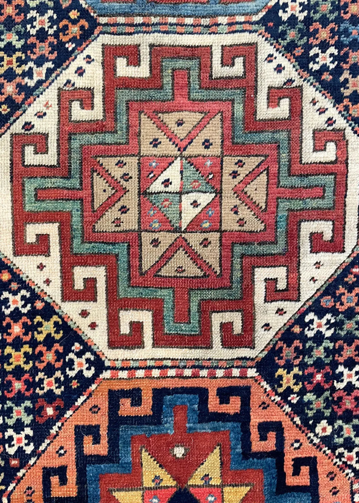 3'5"x9'8" Memling Gul Genje Hand Knotted
