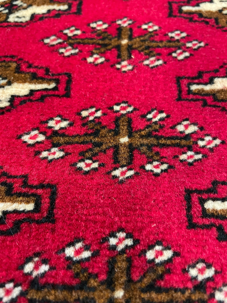 3'6"x1'7" Turkman Hand Knotted
