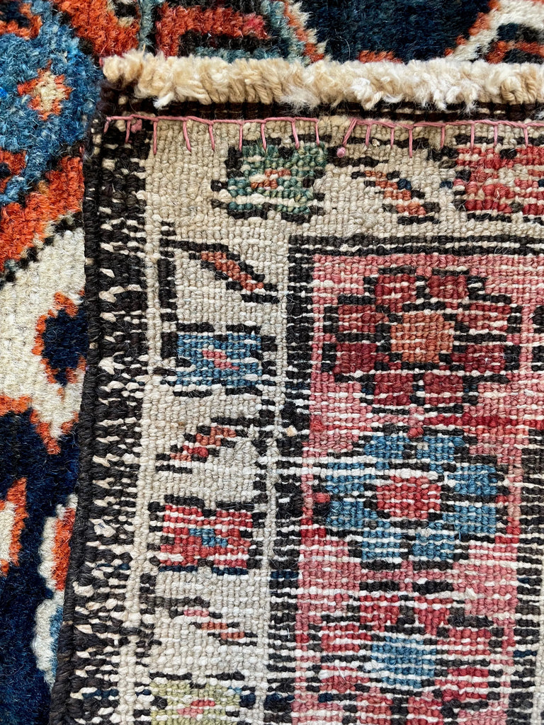 3'6"x4'4" Karaja Hand Knotted