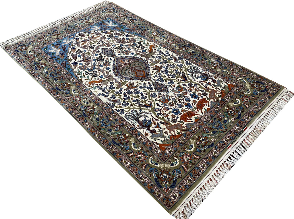 3'6"x5'5" Fine Isfahan Hand Knotted