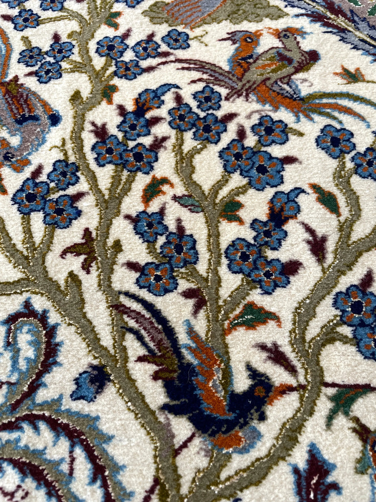 3'6"x5'5" Fine Isfahan Hand Knotted