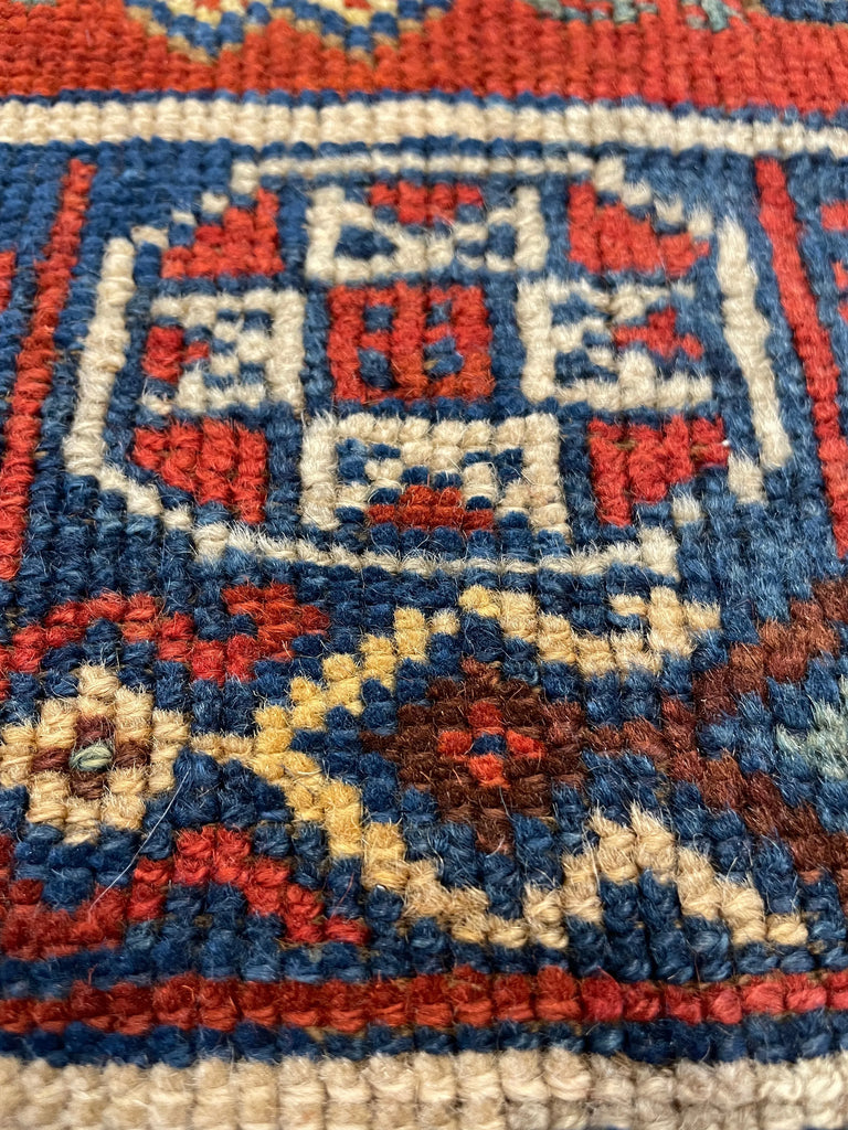 3'6"x6'8" Yuruk Hand Knotted