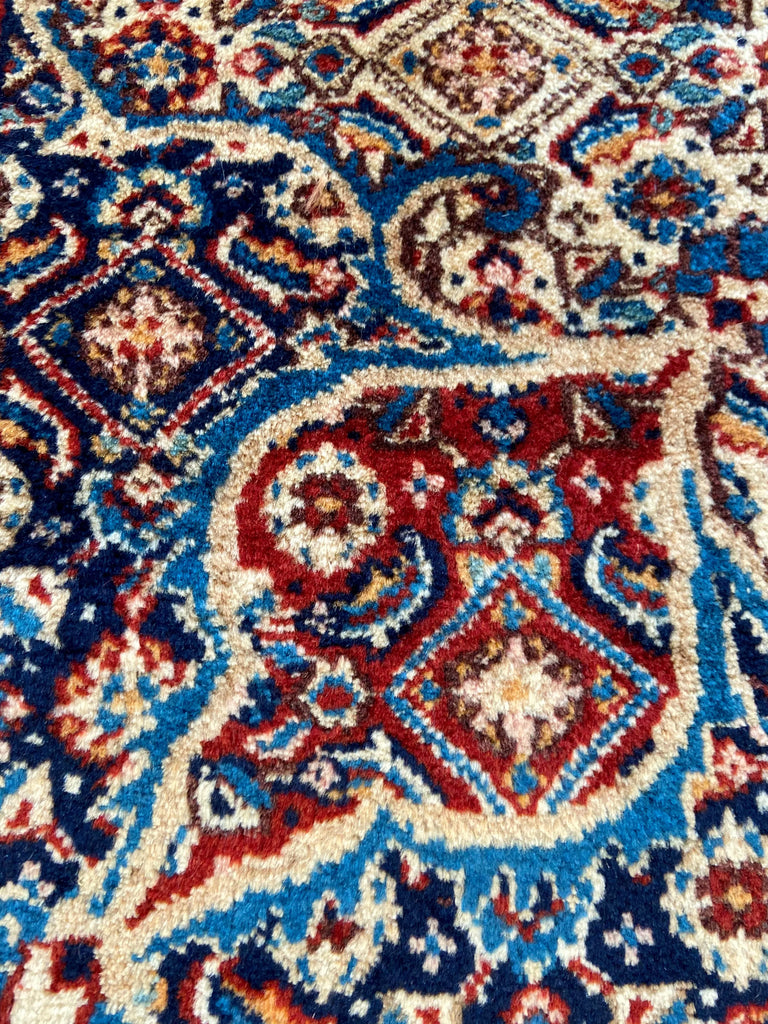 3'7"x5'1" Dorukhesh Hand Knotted