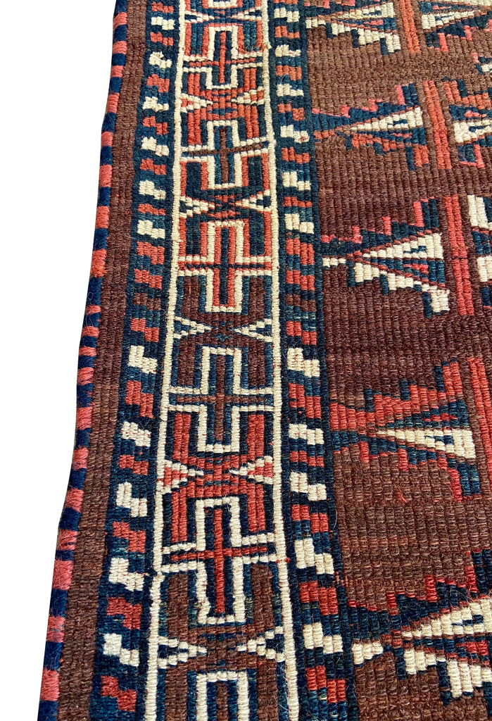 3'7"x5'6" Yamud Hand Knotted