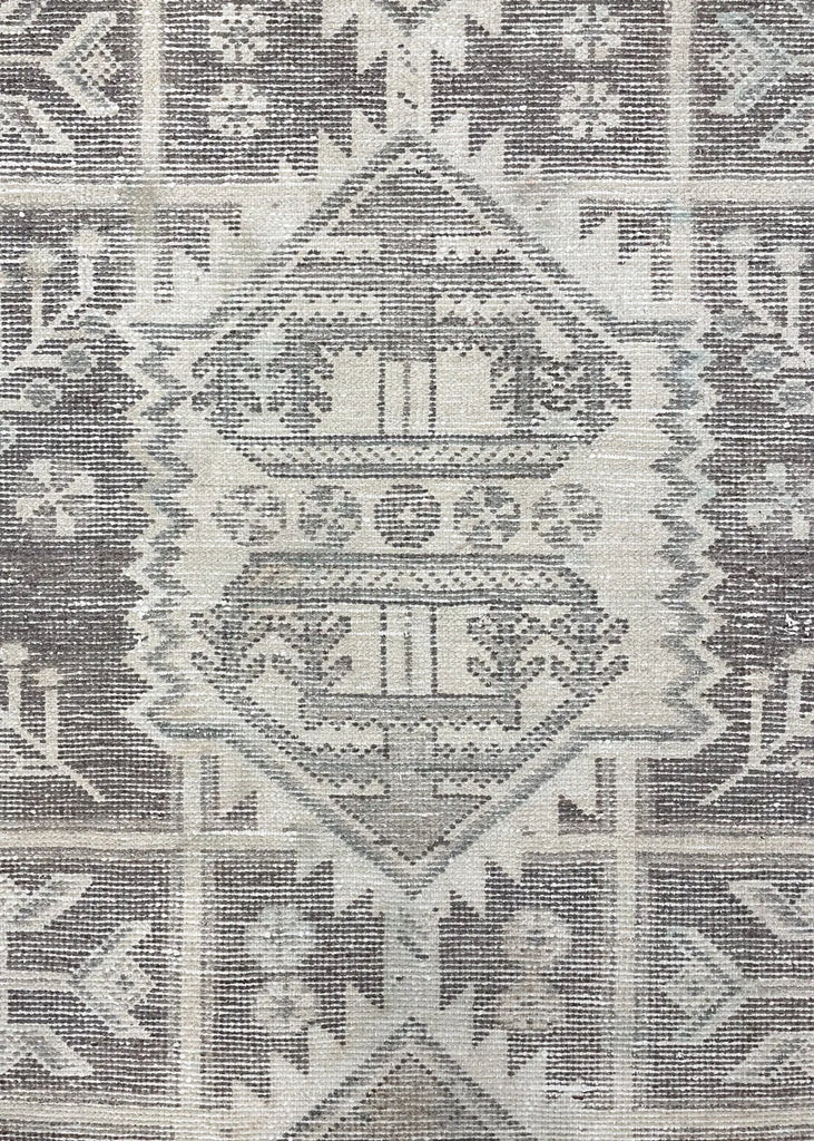 3'7"x9'11" Hamadan "Distressed" Hand Knotted